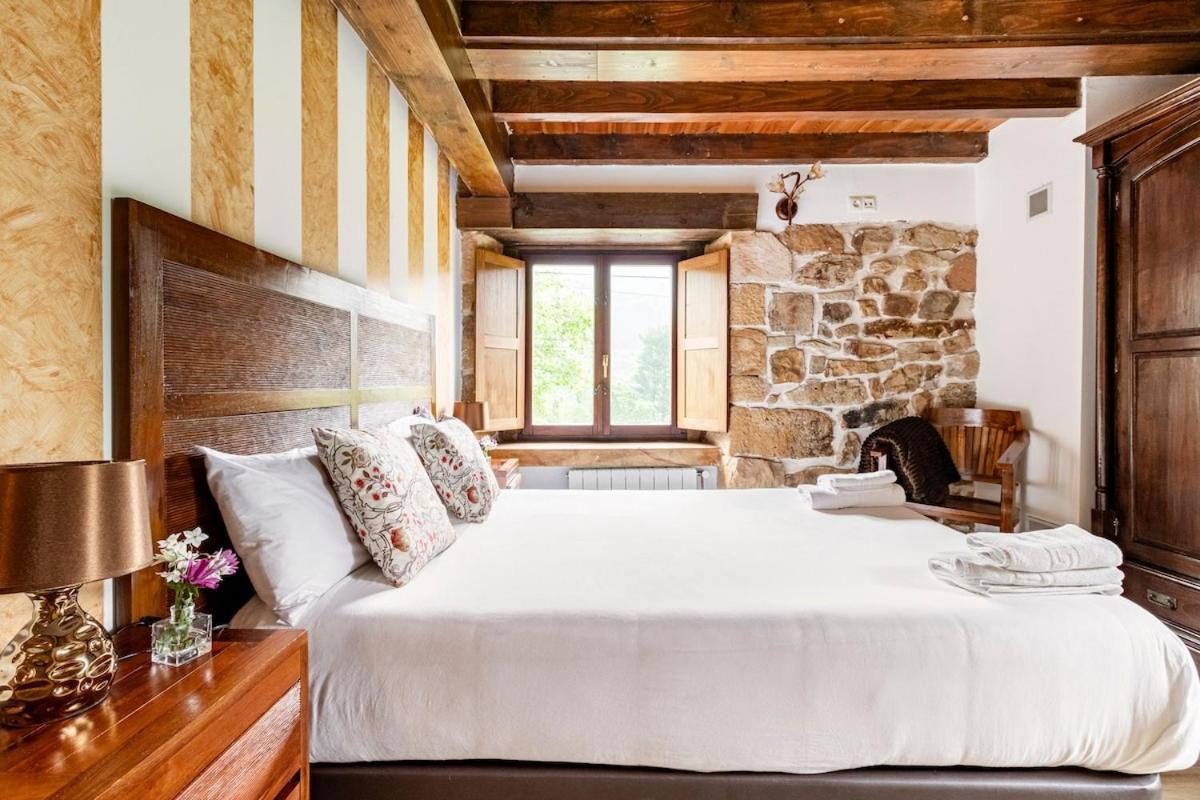Casa De Pueblo Las Golondrinas De Luena San Miguel de Luena Экстерьер фото